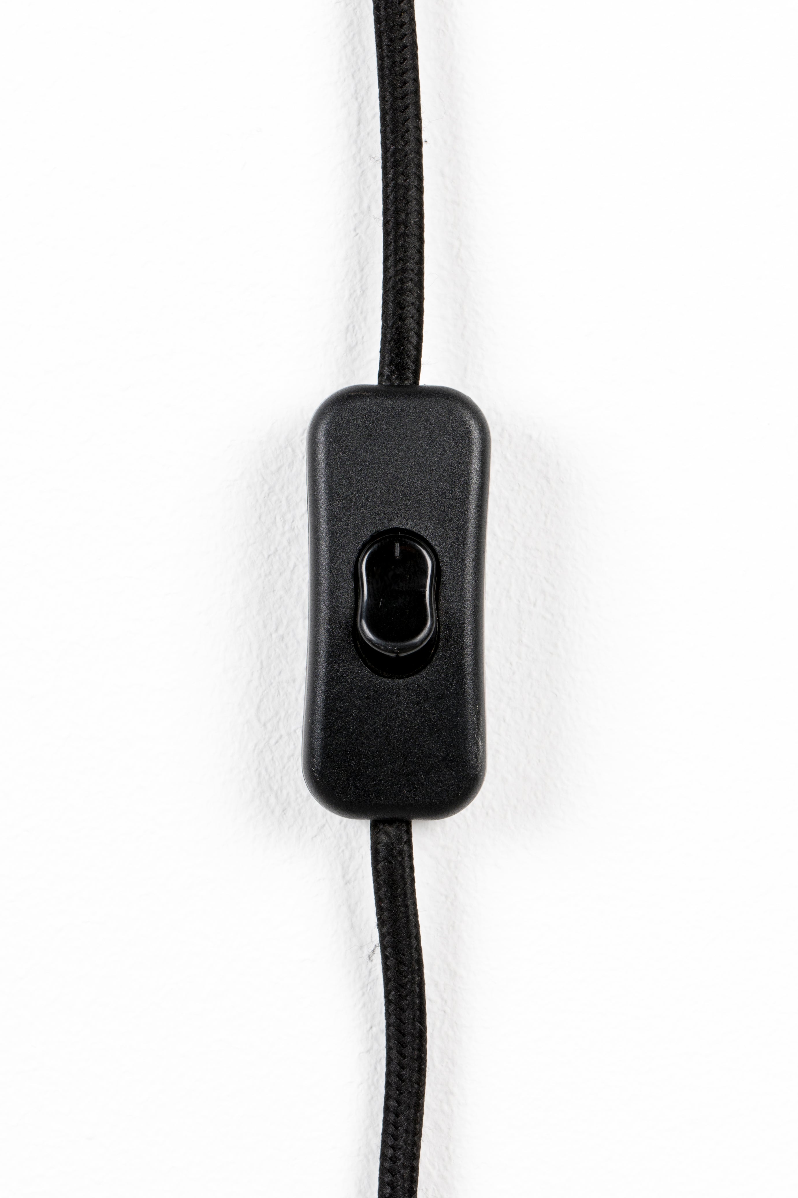 Bold Monkey Proudly Crowned Panther Black Floor Lamp